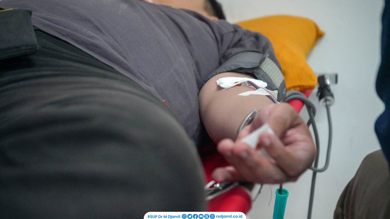 Jelang HKN ke-62 dan HUT ke-73, RS M. Djamil Gelar Aksi Kesehatan di Kampus Syedza Saintika